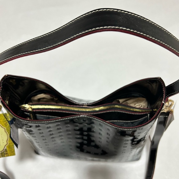 Arcadia Bellissimo Italy Black Genuine Patent Leather Sleek Handbag - Picture 2 of 8